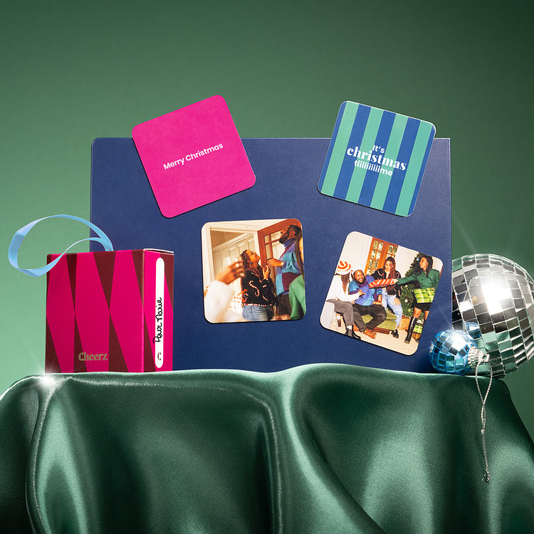 Christmas Square Magnets and their gift box Cheerz 1